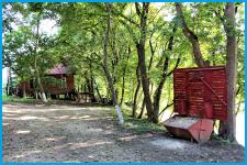 ЛЕСНОЕ ОЗЕРО - деревянный домик в Крымский район