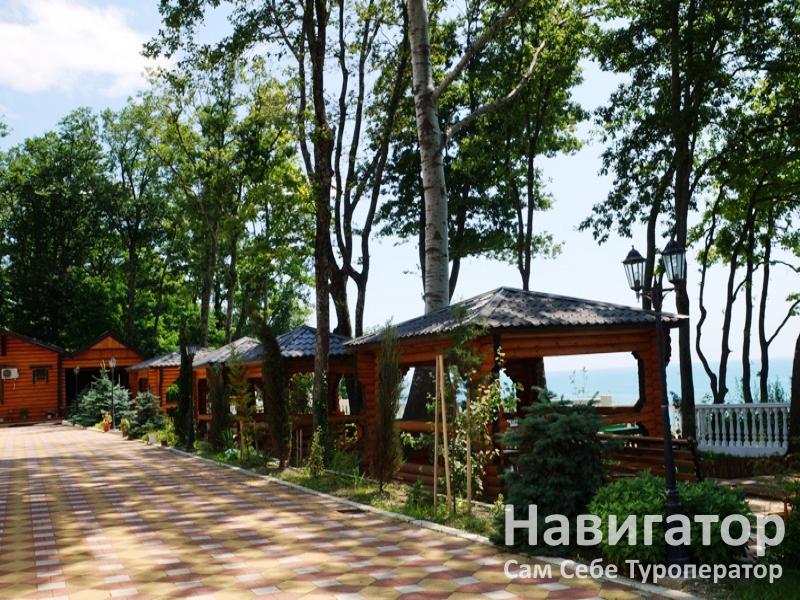 ЛАЗУРИТ- база отдыха в Агой