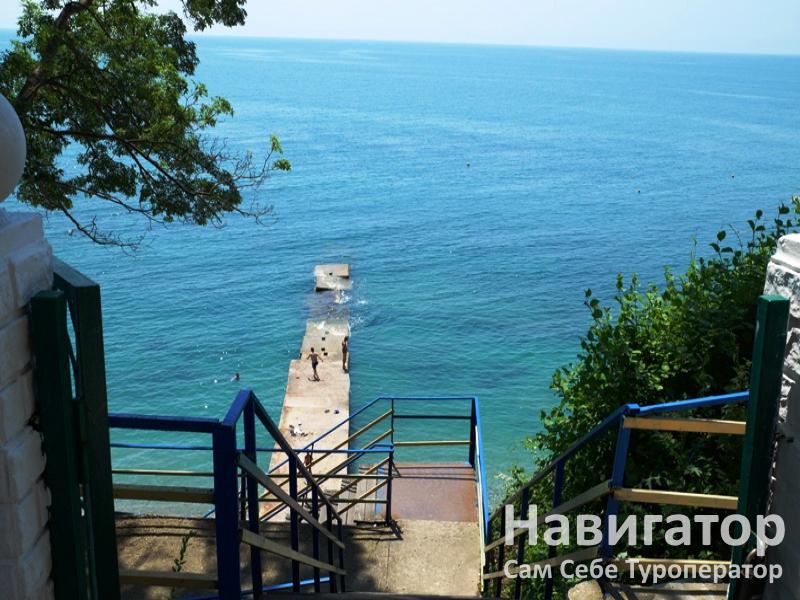 ЛАЗУРИТ- база отдыха в Агой ЛАЗУРИТ- база отдыха в Агой