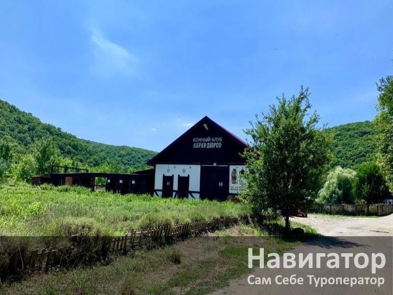 КРУГЛОЕ ОЗЕРО - база отдыха в Абрау-Дюрсо