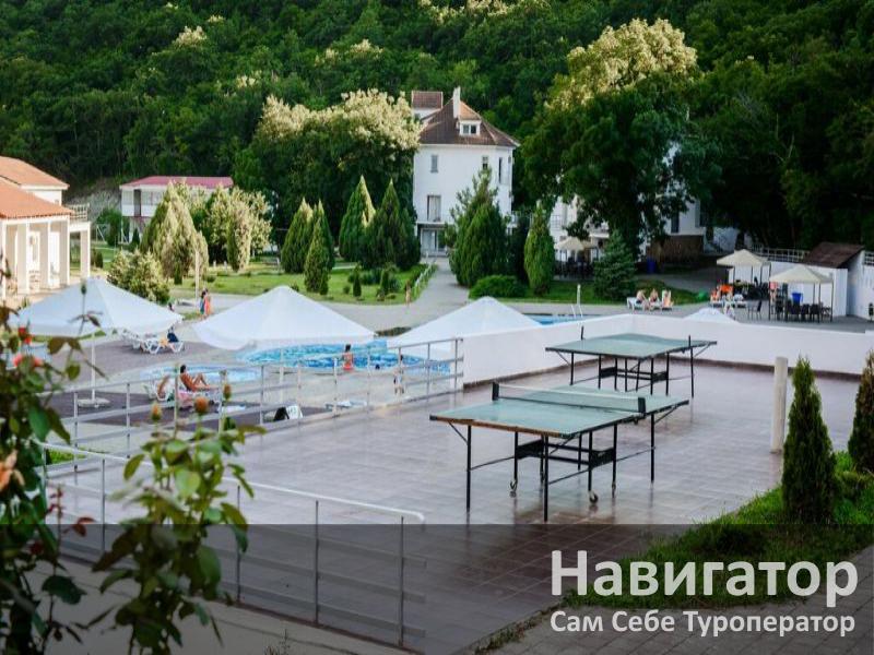 КРУГЛОЕ ОЗЕРО - база отдыха в Абрау-Дюрсо