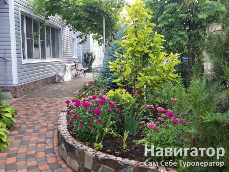 ЕЛЕНА - гостевой дом в Село Великовечное ЕЛЕНА - гостевой дом в Село Великовечное