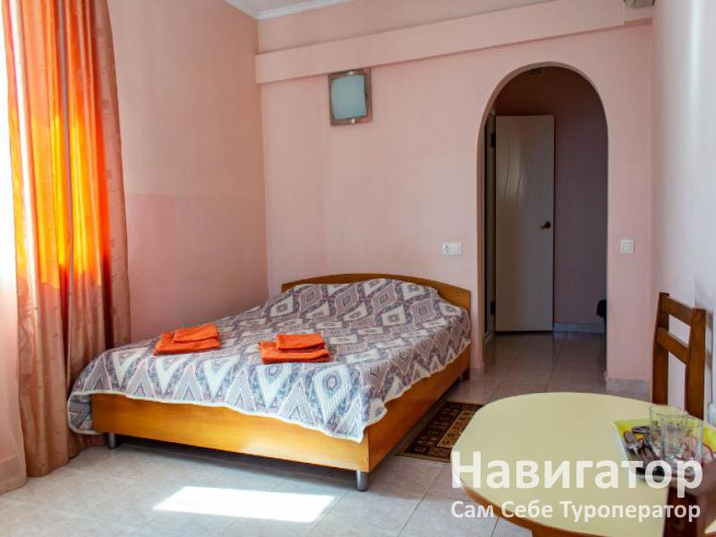 ГОЛУБОЙ ФАКЕЛ - база отдыха в Архипо-Осиповка ГОЛУБОЙ ФАКЕЛ - база отдыха в Архипо-Осиповка